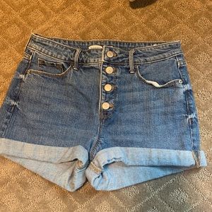 Women’s Old Navy high rise shorts. Size 4